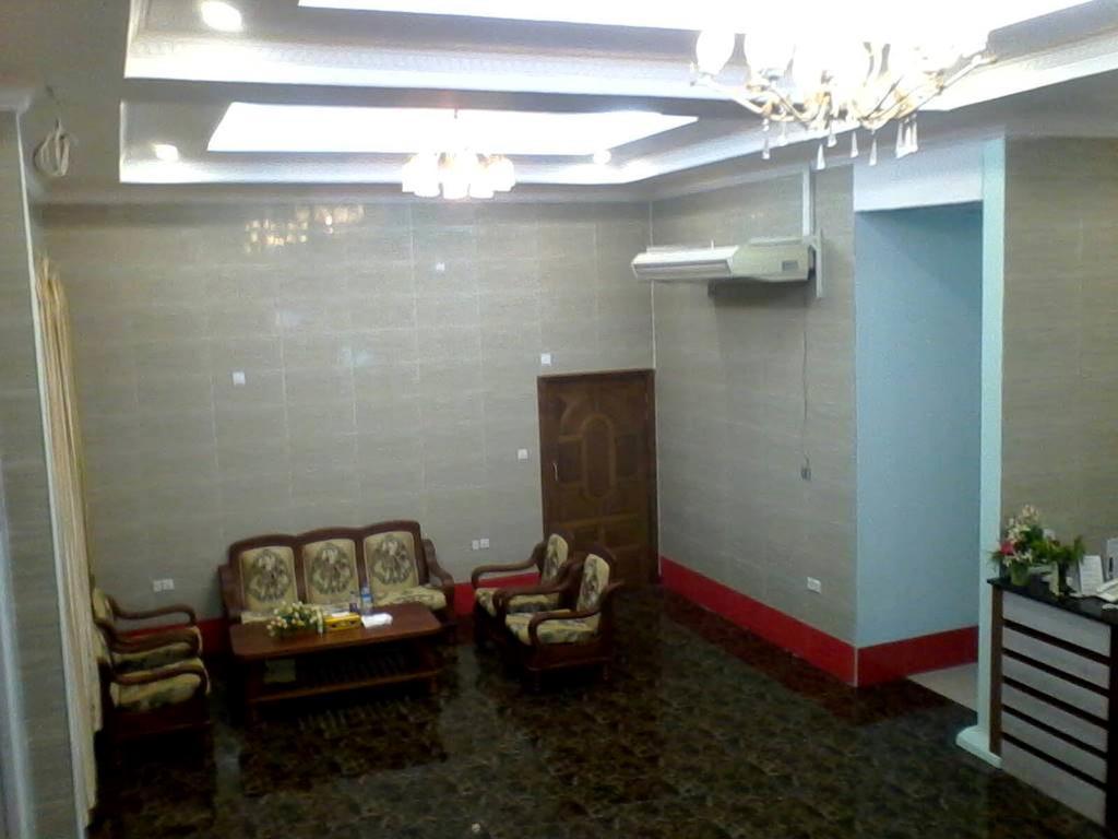 Aung Tha Pyay Hotel 3 Янгон Екстериор снимка