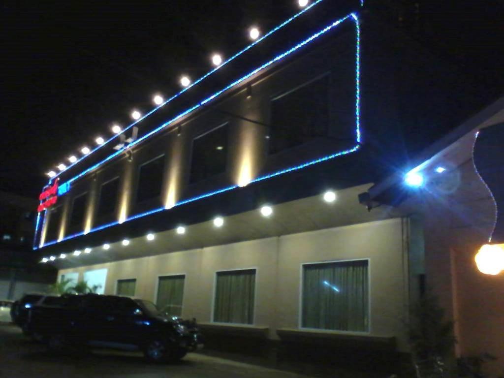 Aung Tha Pyay Hotel 3 Янгон Екстериор снимка