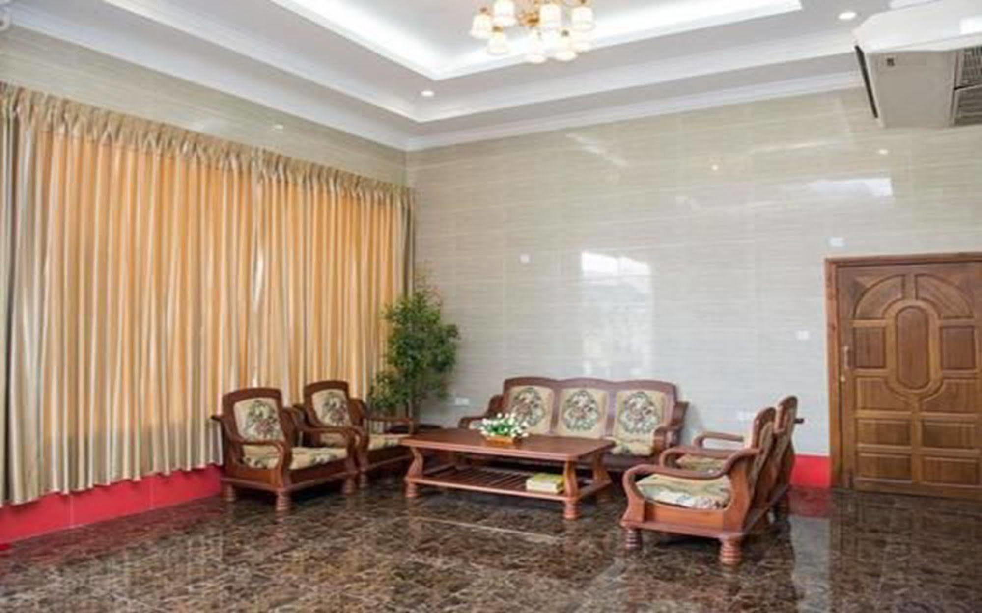 Aung Tha Pyay Hotel 3 Янгон Екстериор снимка